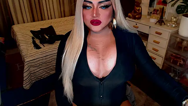 TiffanyWolf online show from September 17, 12:07 pm