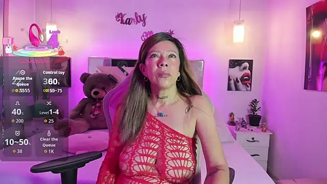 Karly moon online show from June 26, 8:57 pm