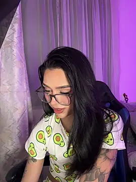 Samantha Bernardo online show from April 20, 4:26 am