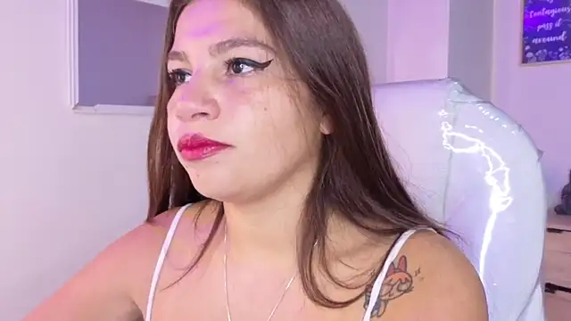 bluee hazell online show from January 18, 11:58 am