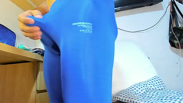 MikeMiller2 online show from April 12, 3:11 am