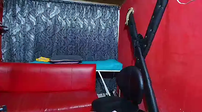 lesbiancuple online show from March 11, 12:00 am