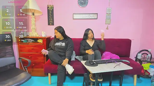 lesbiancuple online show from September 20, 2:29 pm
