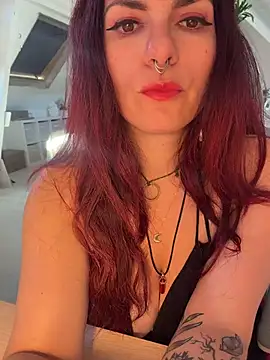 LunaMoongirl online show from July 6, 5:26 pm