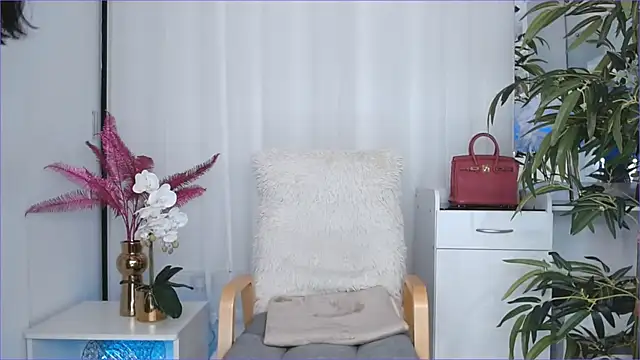 Holy Bliss online show from May 8, 8:47 pm
