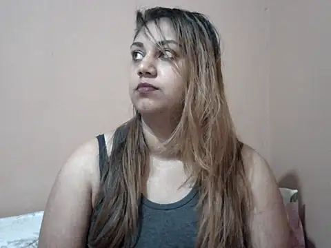 bellachow10 online show from December 21, 9:49 am