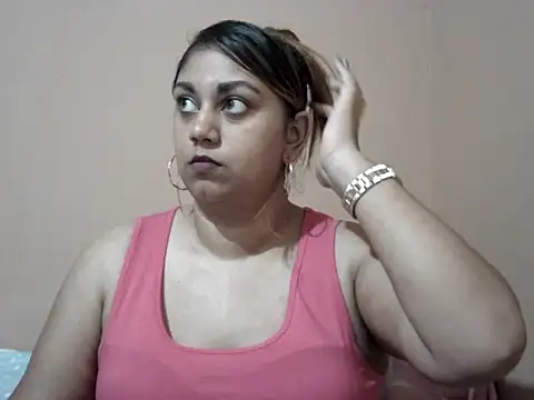 bellachow10 online show from December 22, 12:24 pm