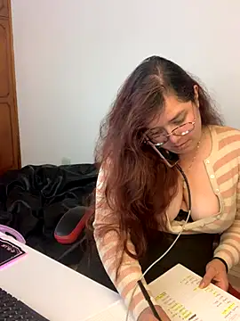 kayortiiz online show from October 2, 1:45 am