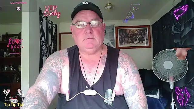 Snapshot of HOTANAL chatting on May 27, 2:08 am HOTANAL online show from May 27, 2:08 am