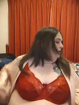 HouseWifeWhore Milf online show from July 27, 6:04 pm