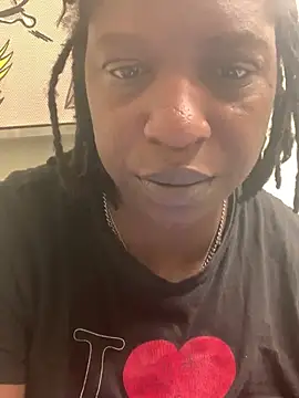 Snapshot of markquanna chatting on July 10, 6:21 pm markquanna online show from July 10, 6:21 pm