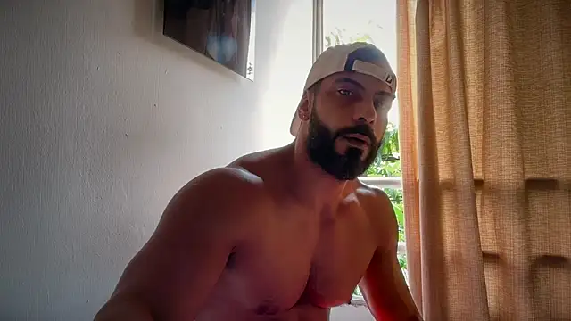 romeolovedark online show from April 19, 5:01 pm