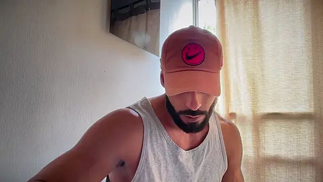 Snapshot of romeolovedark chatting on July 4, 2:45 pm romeolovedark online show from July 4, 2:45 pm