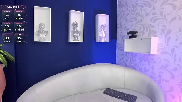 Snapshot of Amaraa_Lewis chatting on March 22, 12:14 pm Amaraa Lewis online show from March 22, 12:14 pm