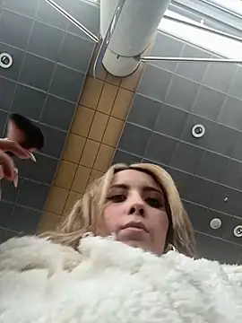 ValeriaHot69 online show from December 17, 2:01 pm