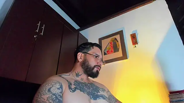 CamiloGray  online show from May 14, 2:46 pm