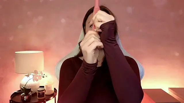 MilaFleur online show from February 5, 3:38 pm