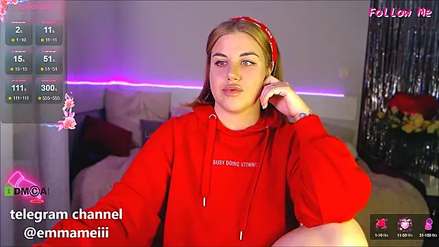 Snapshot of Emma_meii chatting on February 15, 3:39 pm Emma meii online show from February 15, 3:39 pm