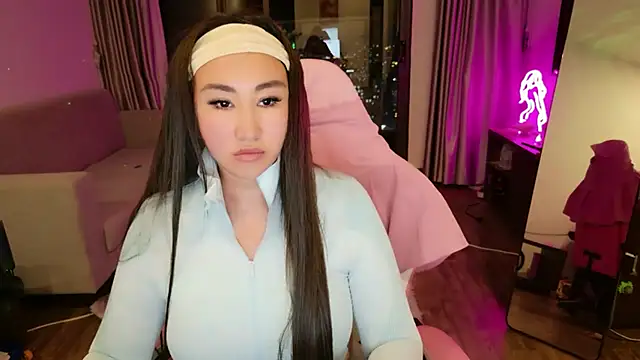 AsianQueens online show from February 14, 3:20 pm