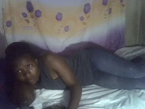 Snapshot of cute-shamza chatting on June 9, 3:01 pm cute-shamza online show from June 9, 3:01 pm