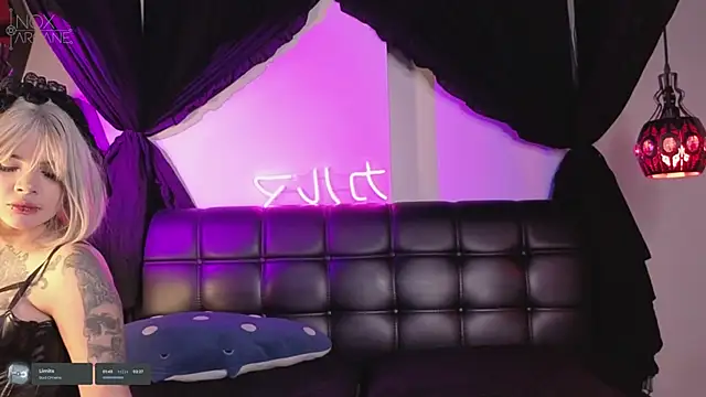 Snapshot of Noxarcane chatting on February 18, 10:28 pm Noxarcane online show from February 18, 10:28 pm