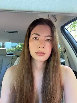 clairewntr online show from May 22, 1:17 pm