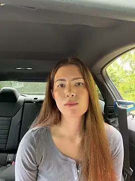 clairewntr online show from May 30, 11:07 am