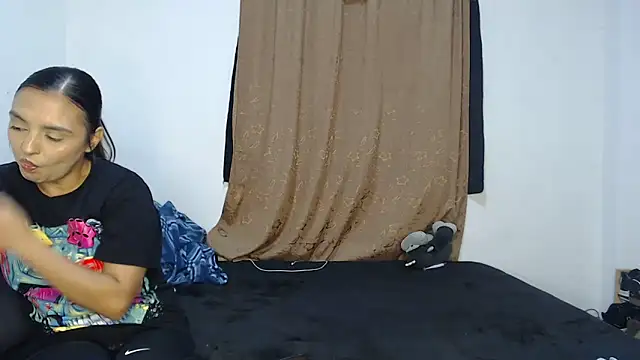 kathy luisa online show from April 24, 12:35 am