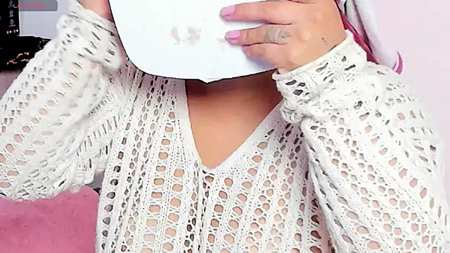 SophieRossi online show from March 12, 8:59 pm