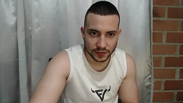 Armando 2002 online show from July 23, 7:01 pm