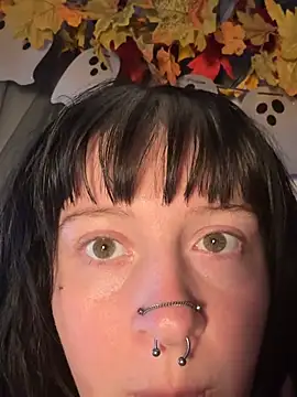 goodgirl78892 online show from May 26, 2:29 am