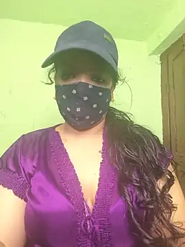 yourtina online show from May 21, 5:31 pm