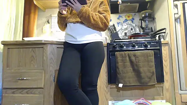 Snapshot of sexyinpantyhose chatting on February 23, 7:00 am sexyinpantyhose online show from February 23, 7:00 am