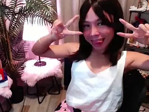 AsianTrixxx online show from April 14, 4:35 pm