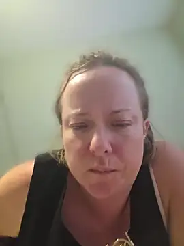 julimonroe online show from June 28, 1:55 am