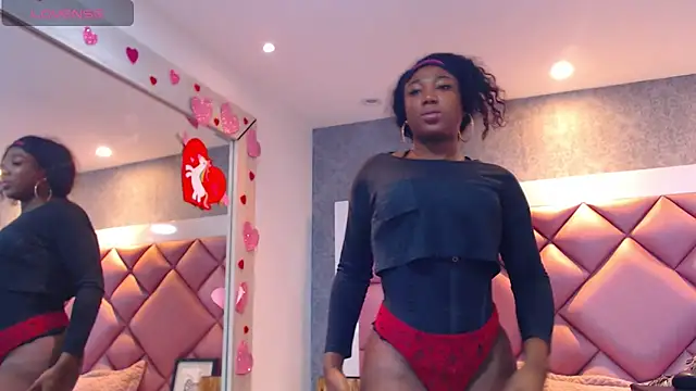 Snapshot of DanielaDuff chatting on November 30, 7:51 pm DanielaDuff online show from November 30, 7:51 pm