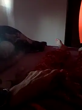 Snapshot of feet_toes chatting on January 13, 8:15 am feet toes online show from January 13, 8:15 am