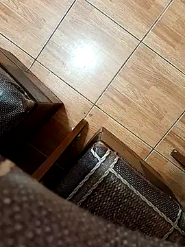 Snapshot of feet_toes chatting on February 20, 5:33 am feet toes online show from February 20, 5:33 am