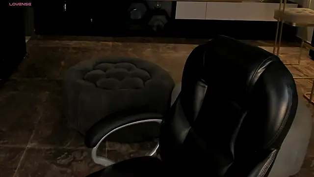 MadelineFox online show from February 18, 8:54 am