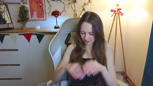 Snapshot of freya_nilsson chatting on January 11, 9:26 am freya nilsson online show from January 11, 9:26 am