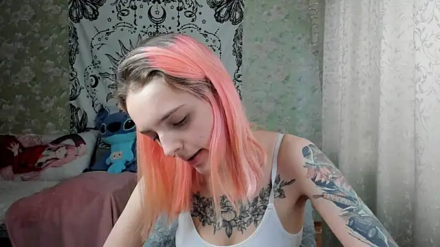 Cutie Adelia online show from February 16, 11:16 am