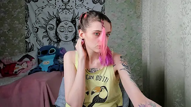 Cutie Adelia online show from March 21, 10:50 am