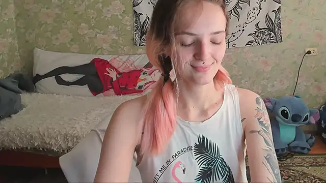 Cutie Adelia online show from September 20, 10:16 am