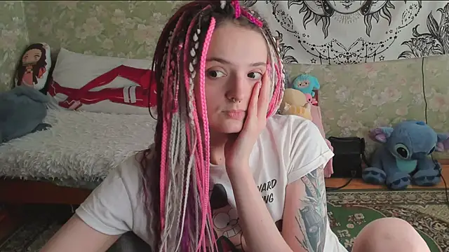 Cutie Adelia online show from July 10, 11:02 am