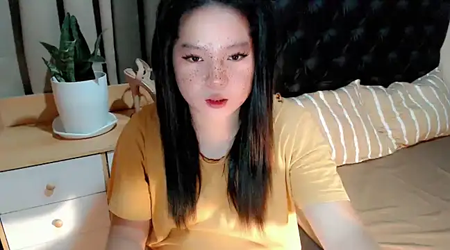 Snapshot of UrFuckingSweet_Angelxxx chatting on February 3, 1:51 pm UrFuckingSweet Angelxxx online show from February 3, 1:51 pm