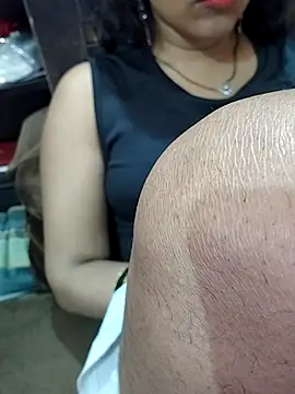 Diya 143 online show from April 18, 7:58 pm