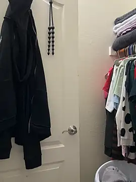 nativepumpkin95 online show from February 19, 2:01 am