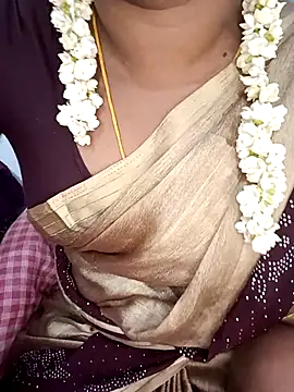 Tamil-hotwife online show from February 8, 4:43 pm
