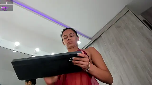 karlyn angels online show from June 6, 8:35 pm