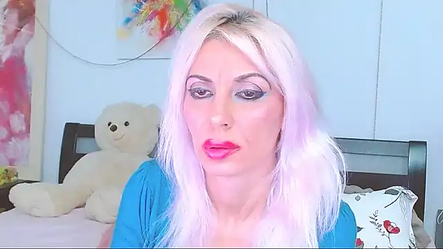 HoneyLara online show from October 20, 7:03 pm